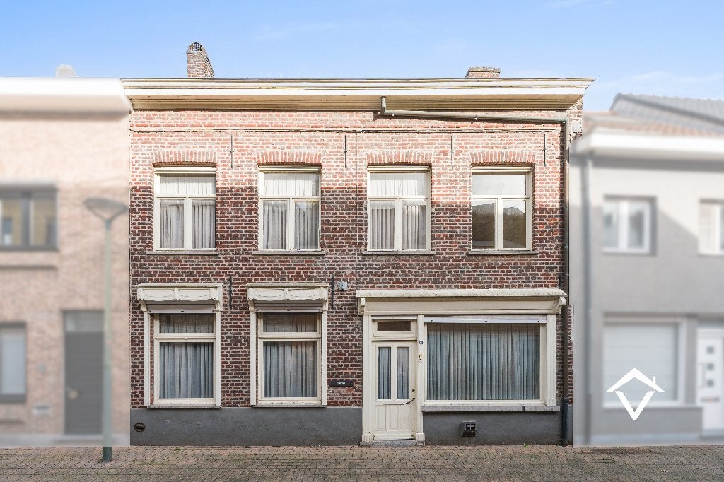 Karaktervolle stadswoning met tal van mogelijkheden Torhout, 200 tot 500 m², 80 m², 360 kWh/m²/jaar, 3 kamers