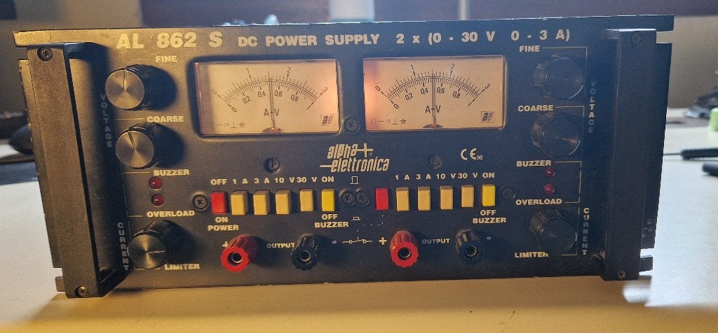 Labvoeding 2x30V/3A Alpha Elettronica AL 862 S, Elektronische apparatuur, Overige elektronische apparatuur, Ophalen, Gebruikt