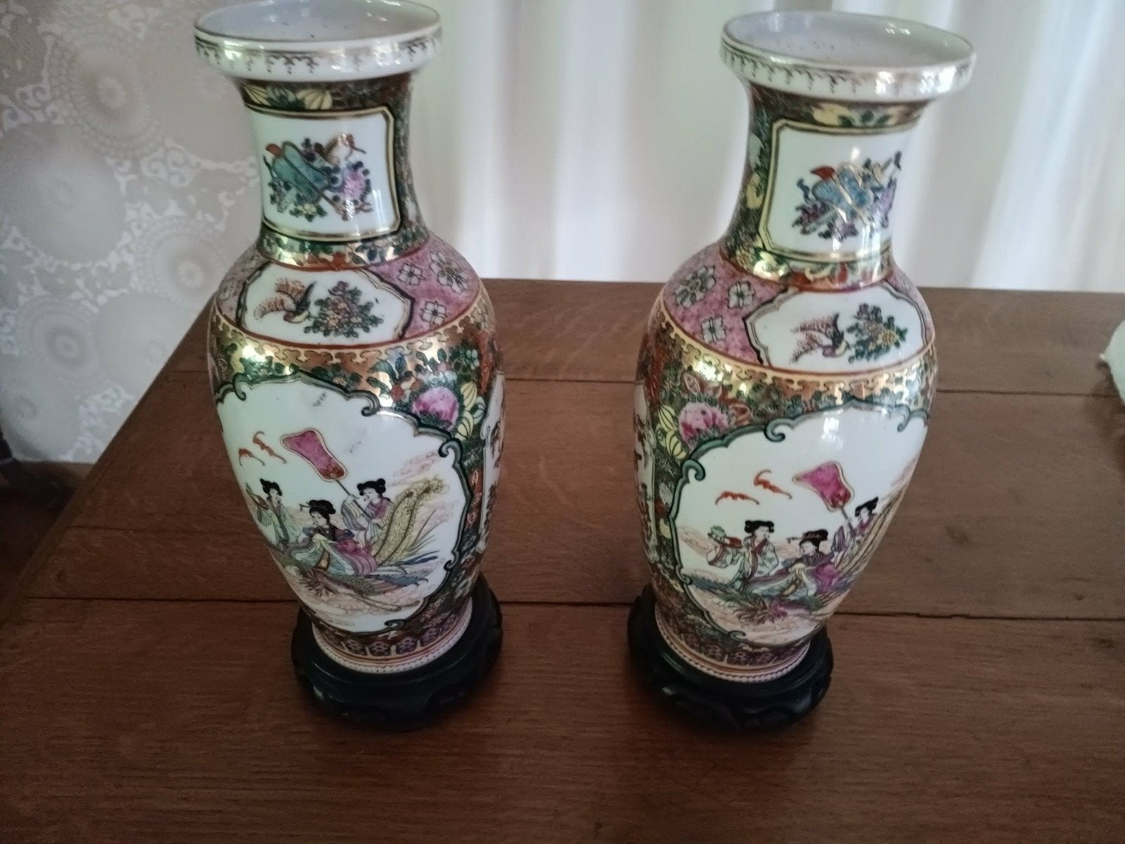 Lot chinese vazen, Ophalen