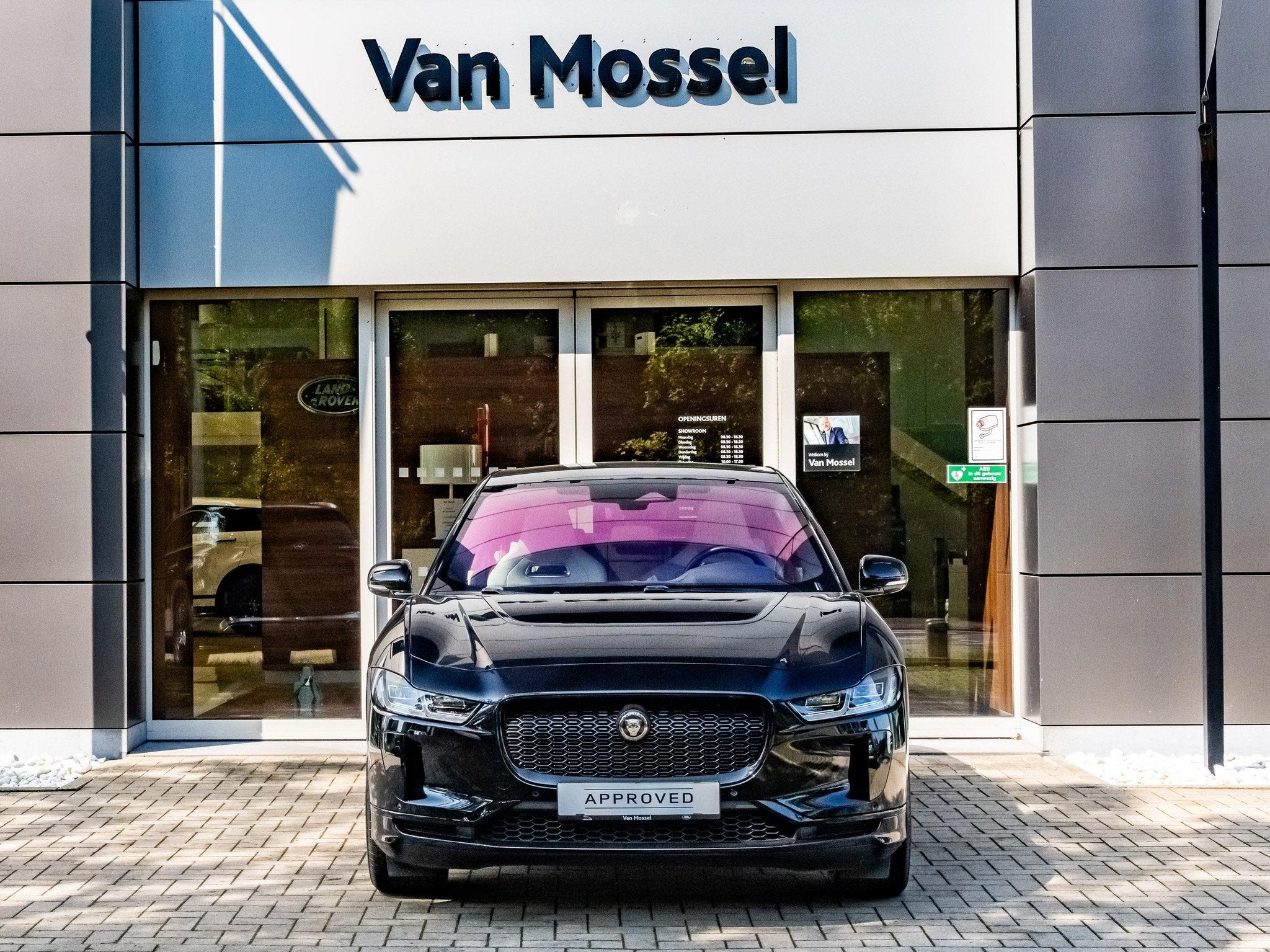 Jaguar I-PACE EV 400SE (bj 2025), 0 cilinders, Beige, I-PACE, 5 zetels