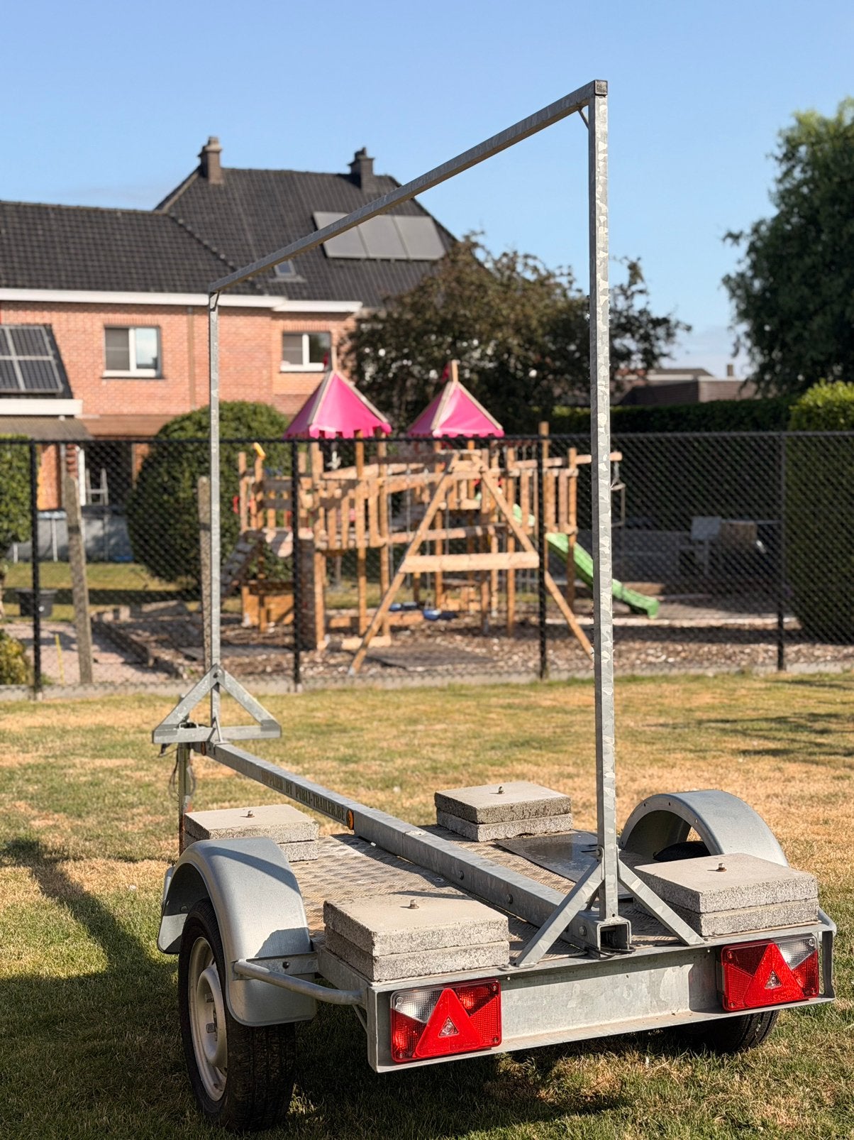 Reclame trailer vaste prijs 650€, Autos : Divers, Remorques, Enlèvement, Comme neuf