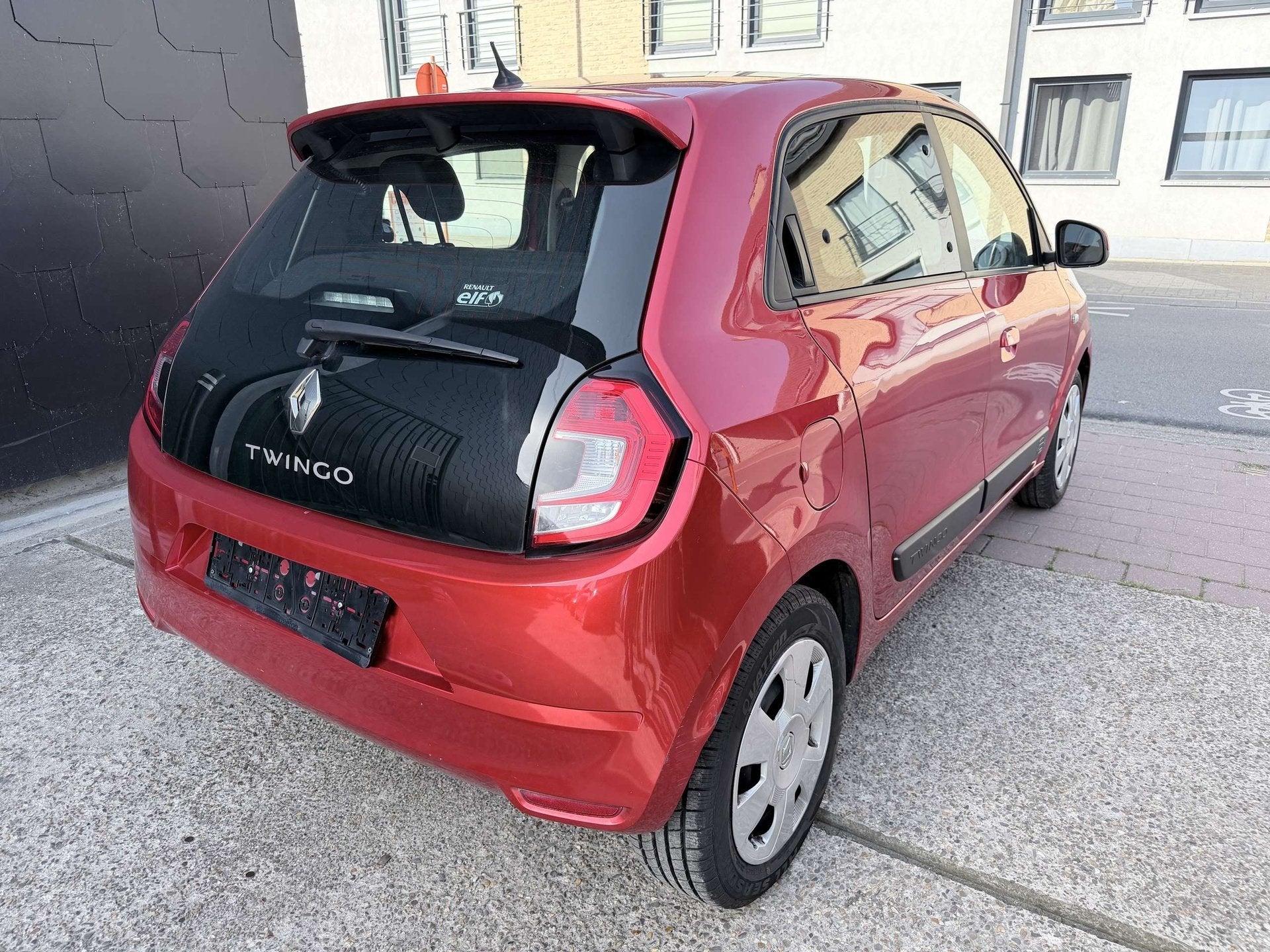 Renault Twingo 1.0 I EDITION ZEN, Autos, Rouge, 998 cm³, Euro 6, Éclairage LED