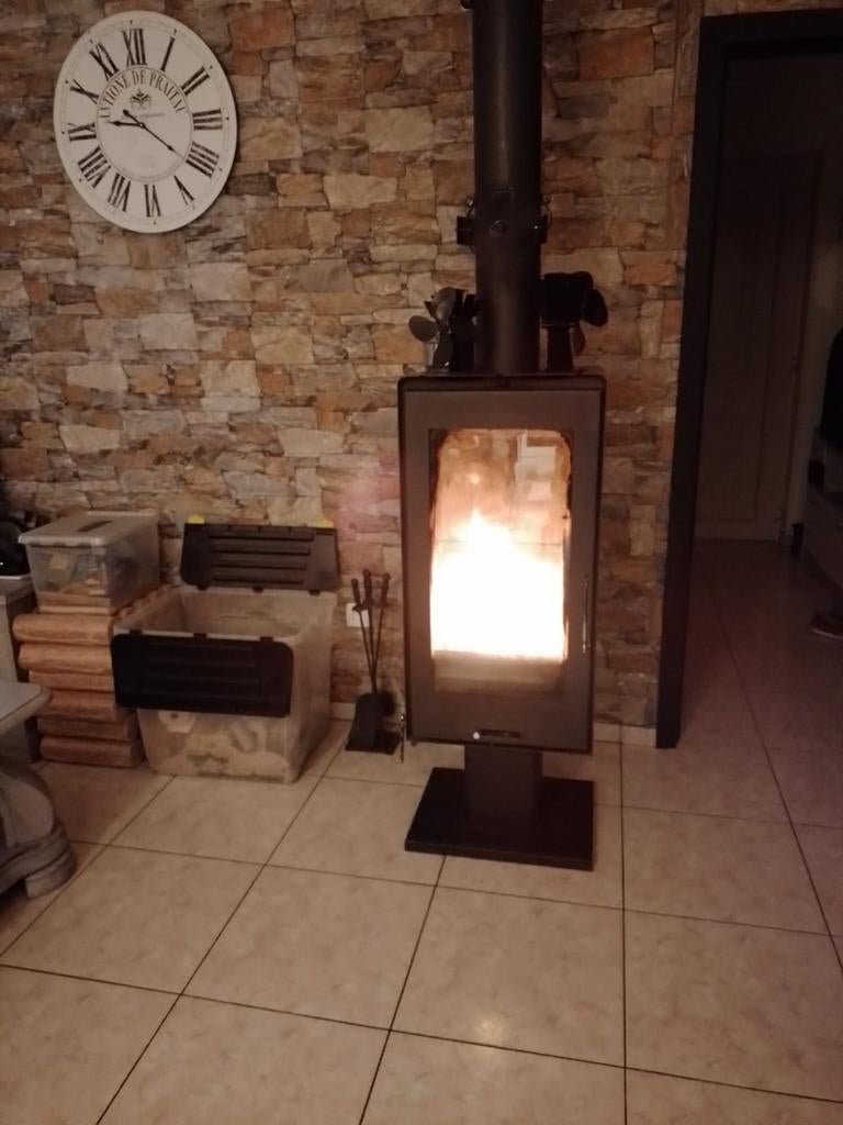 Poele a bois, Gebruikt, Hout, Vrijstaand, Houtkachel