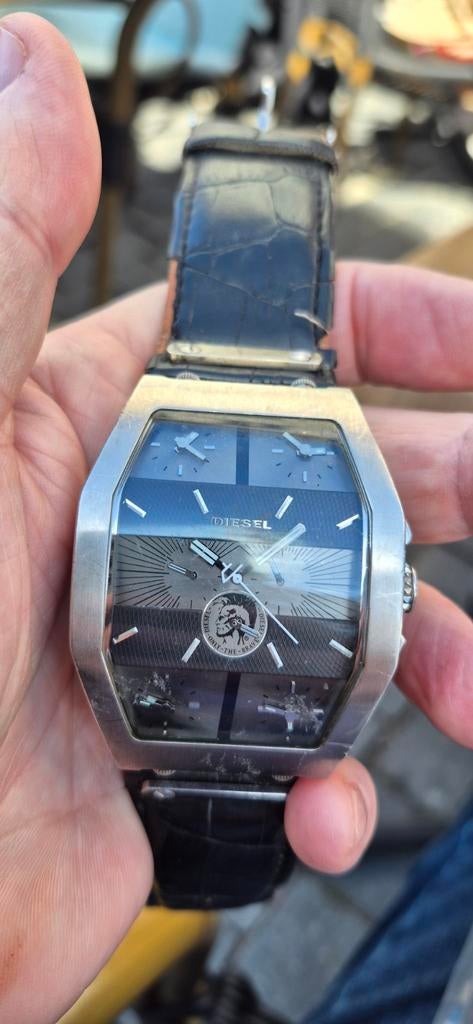 Horloge heren diesel net nieuwe batterij nieuw 595, Handtassen en Accessoires, Horloges | Heren, Ophalen of Verzenden