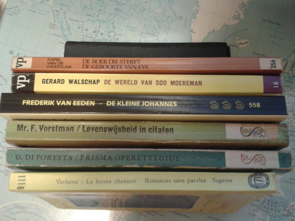 9x oude boekjes - literatuur oa. Verlaine, Walschap, Ophalen of Verzenden