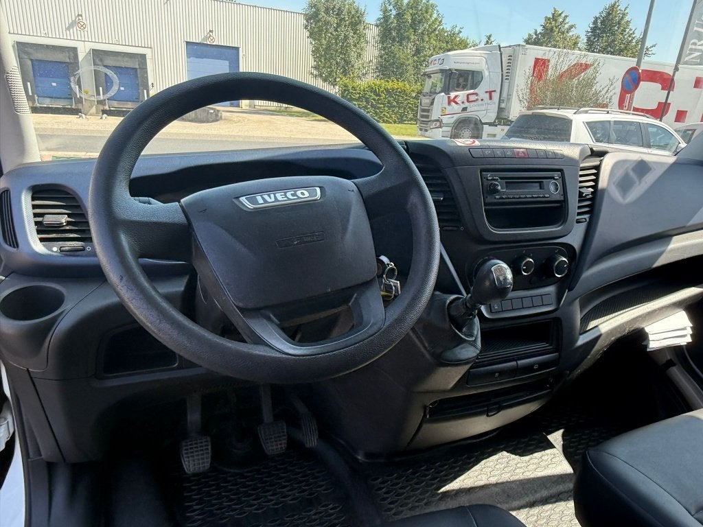 Iveco Daily 35S16 (Stock ID 30955) — 18