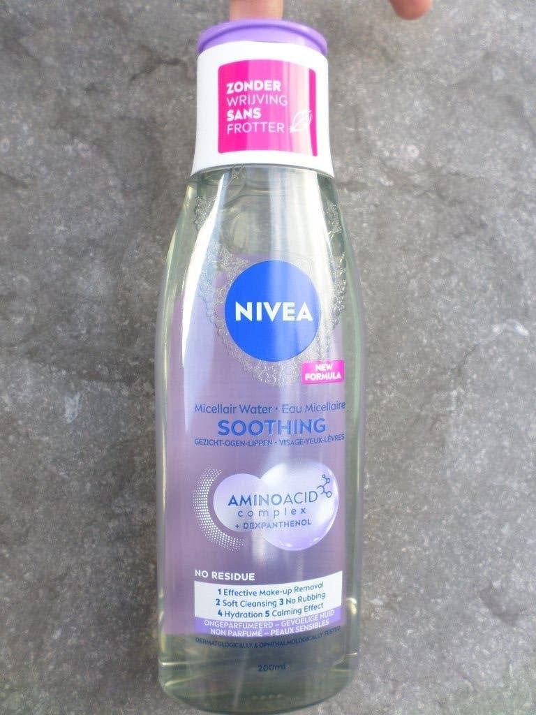 Démaquillant eau micellaire shoothing Nivea 200mL neuf, Enlèvement ou Envoi, Neuf, Tout le visage, Soins