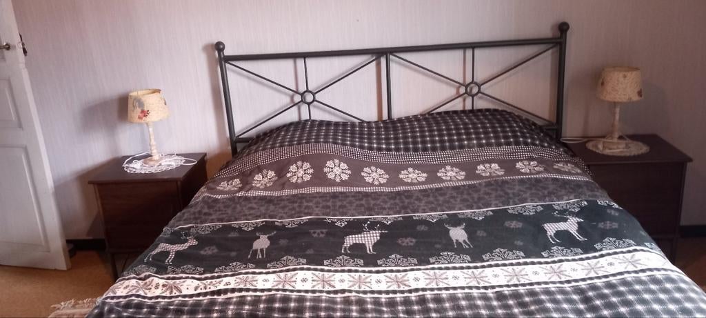 Volledige moderne slaapkamer, Huis en Inrichting, Slaapkamer | Bedden, Ophalen