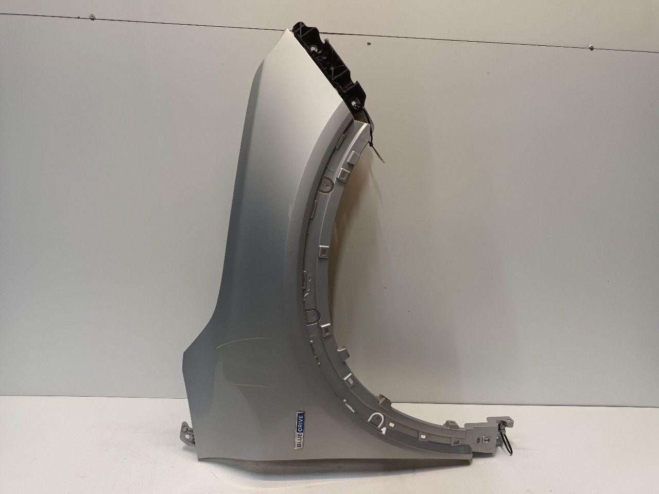 Spatbord links voor Hyundai Nexo, Onderdelen@venauto.nl, Van der Ven Autorecycling B.V., Ettenseweg 76, 4706 PB Roosendaal, The Netherlands