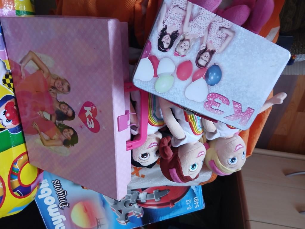 K3 items, Ophalen