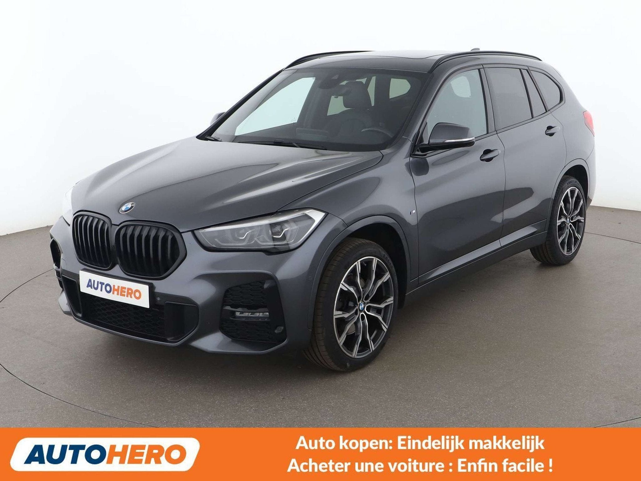 BMW X1 sDrive 18i M Sport (année de construction 2021), Argent ou Gris, Achat, Euro 6, 149 g/km