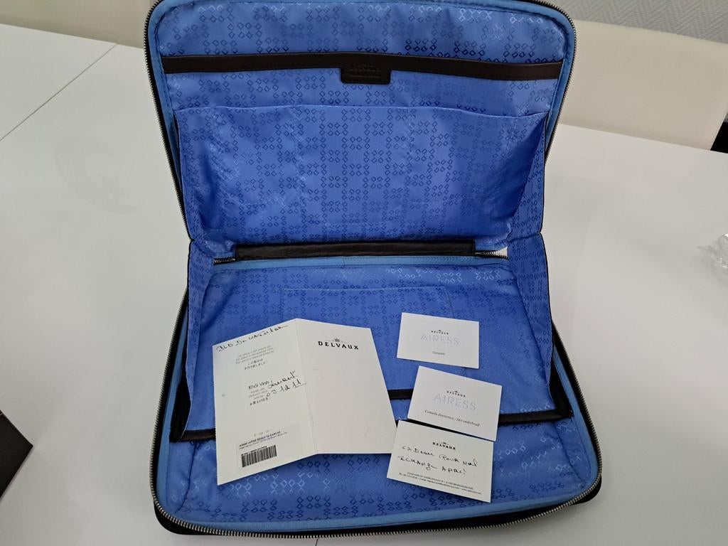 Authentiek Airess-model van Delvaux met certificaat als nieu, Ophalen of Verzenden, Zo goed als nieuw