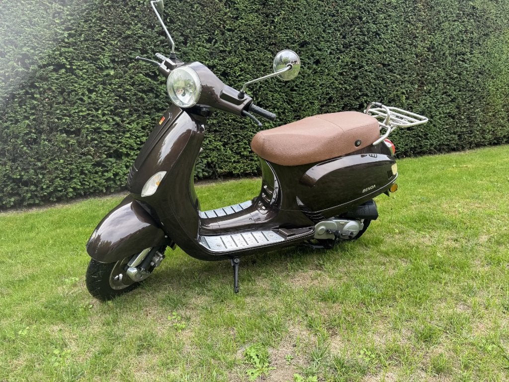 Mooie Benda scooter met weinig km's, Autres modèles, 49 cm³, Classe B (45 km/h), Enlèvement