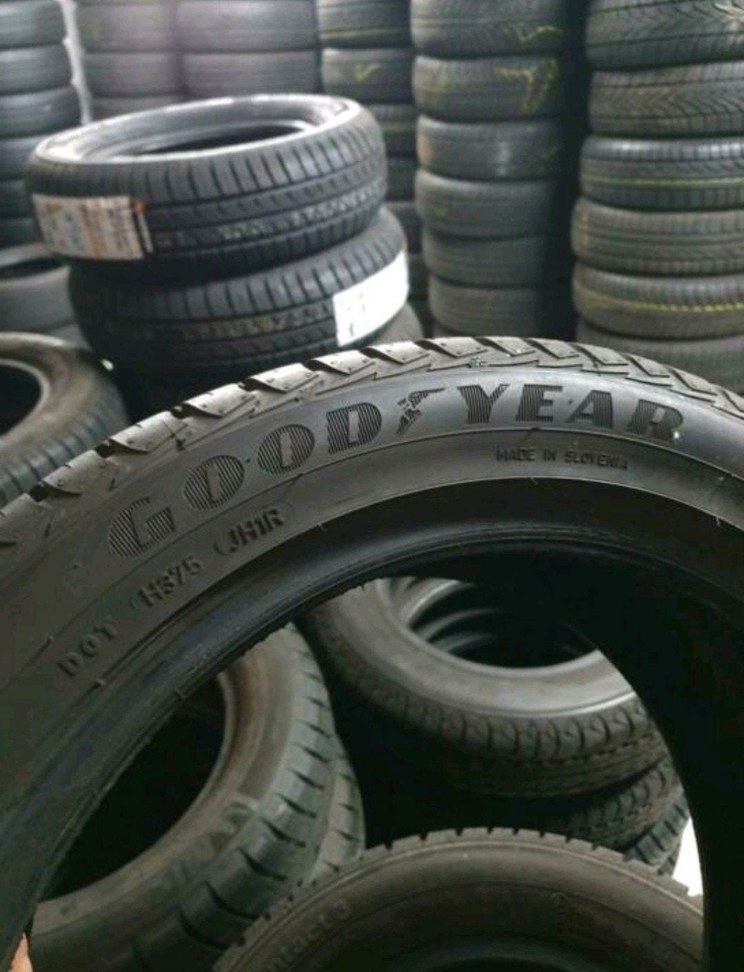 21545r16 215 45 r16 215/45/r16 goodryer avec montage, Enlèvement ou Envoi