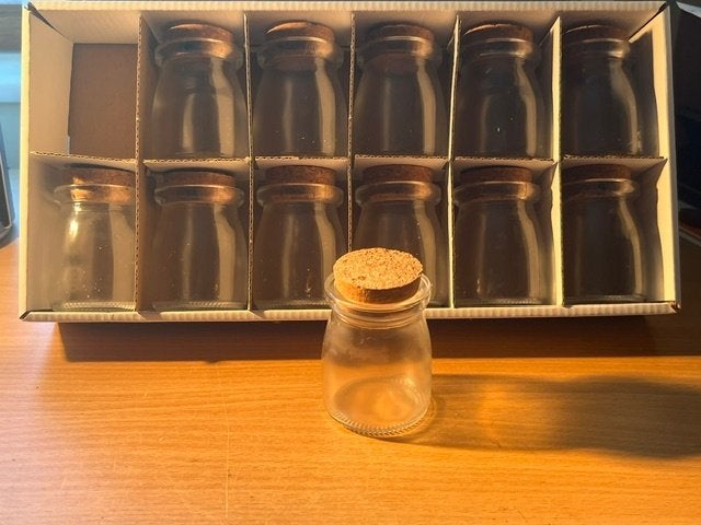 Glazen potjes, Ophalen, Nieuw, Kan