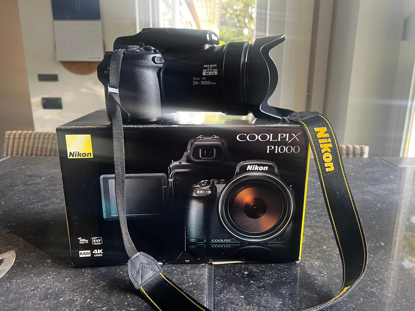 Nikon Coolpix P1000 – complet avec boîte – excellent état, TV, Hi-fi & Vidéo, Enlèvement, Comme neuf, Nikon
