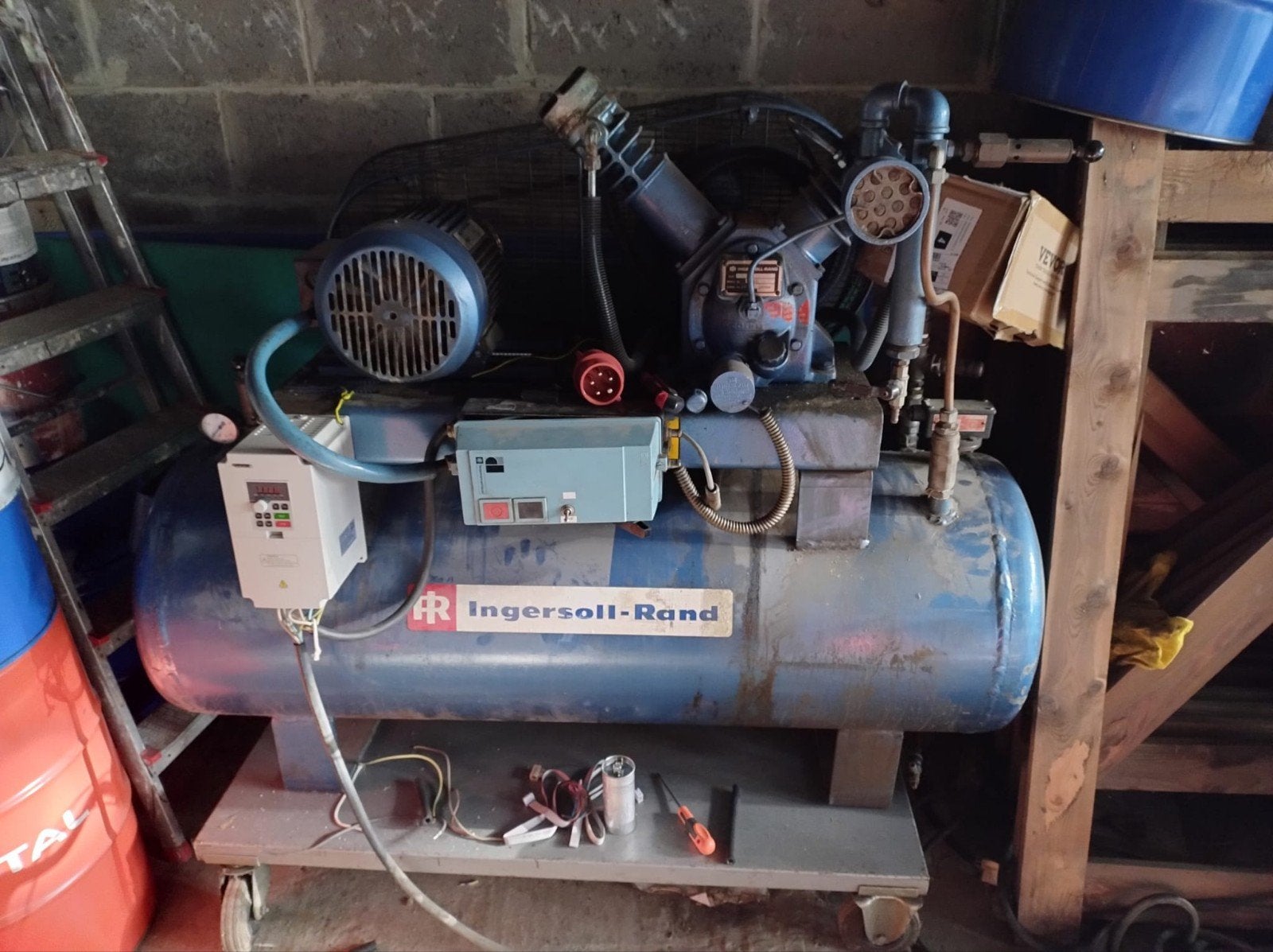 Compresseur Ingersoll rand à réparer, Doe-het-zelf en Bouw, Ophalen, Gebruikt, 200 tot 400 liter/min, 6 tot 10 bar