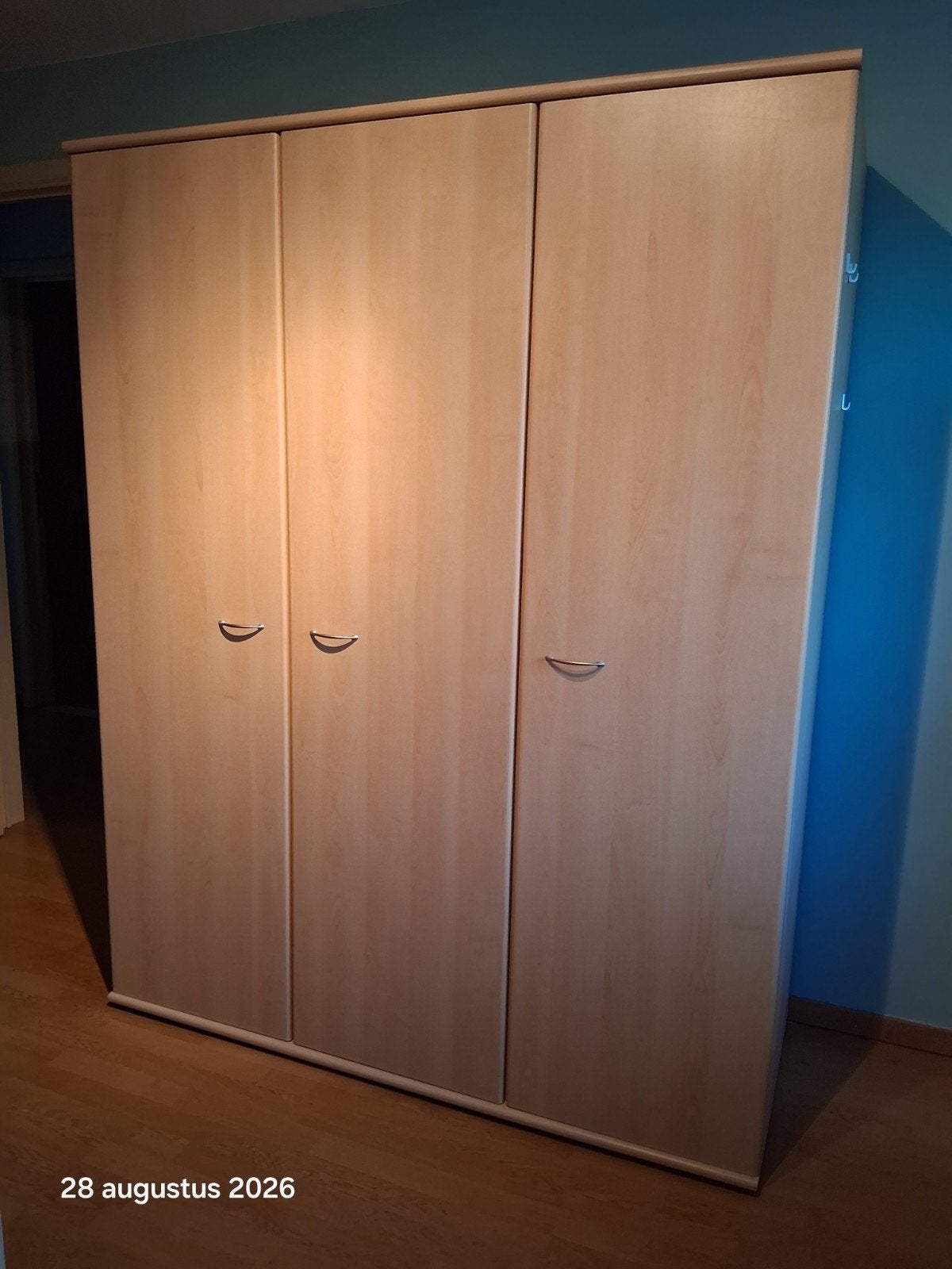 Armoire, 150 à 200 cm, Utilisé, Avec tiroir(s), 50 à 75 cm