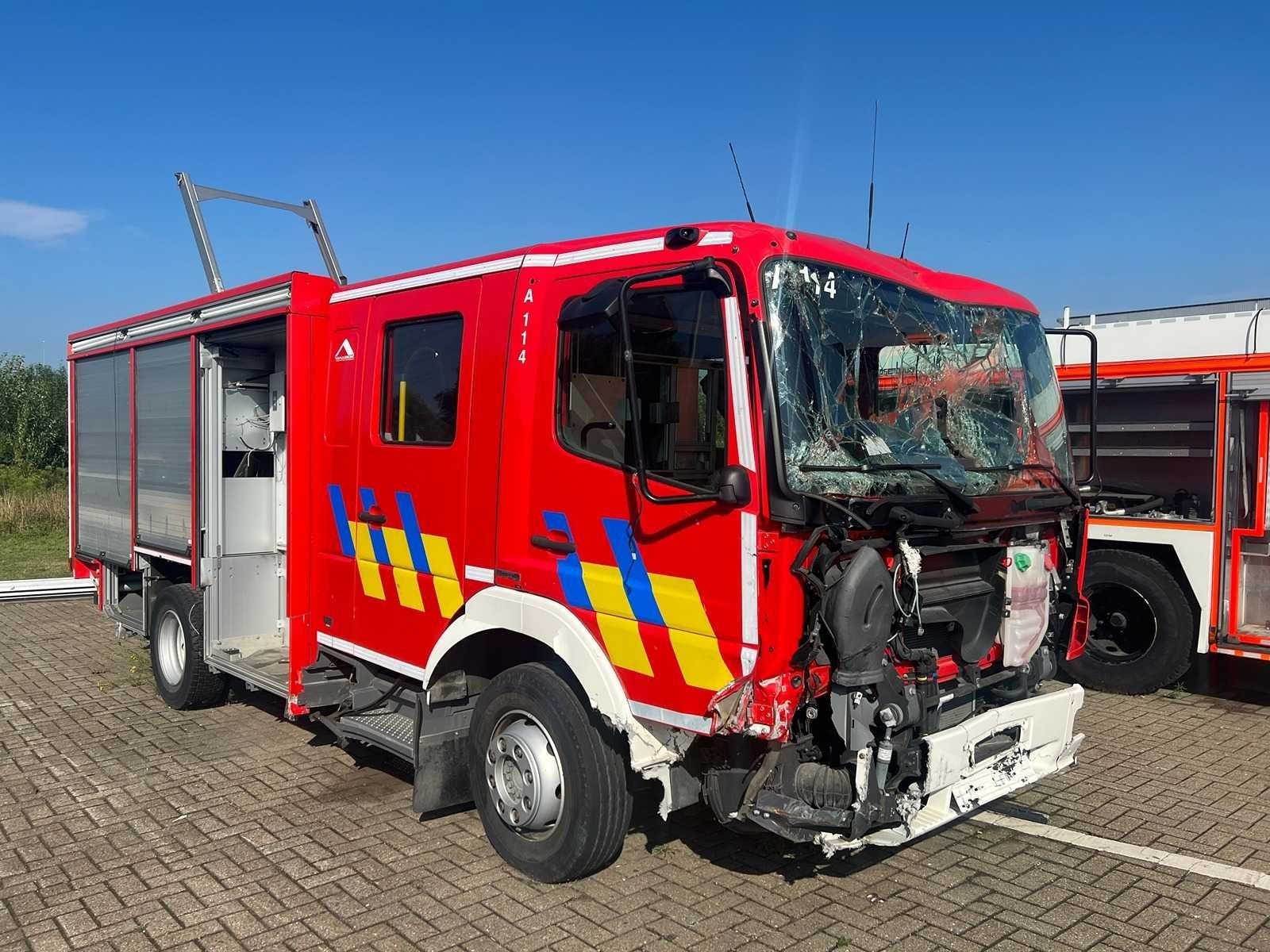 MERCEDES - 2014 - ATEGO 1329 F/13.5 - Vrachtwagen, Auto's, Euro 5, Overige brandstoffen, Mercedes-Benz, Bedrijf
