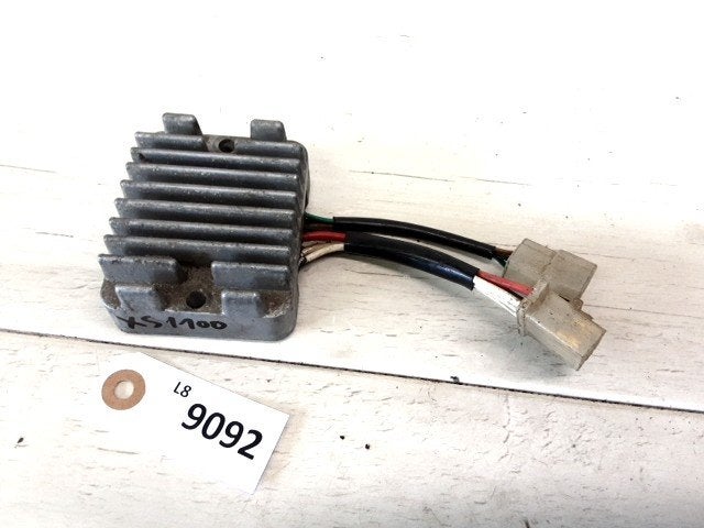 XS1100 1981 - 1983 Yamaha Spanningsregelaar D1-52642, Motos