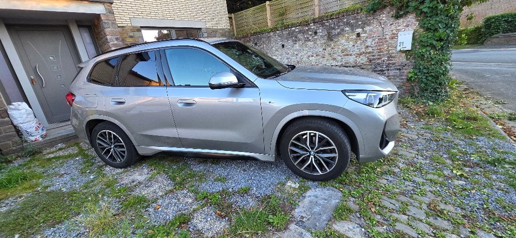 Bmw x1 sdrive 20 m sport, Autos, X1, Argent ou Gris, Achat, Euro 6