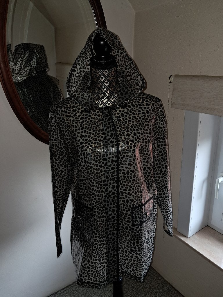 Tof regenvestje in dierenprint, Enlèvement, Comme neuf, Taille 42/44 (L), Autres couleurs