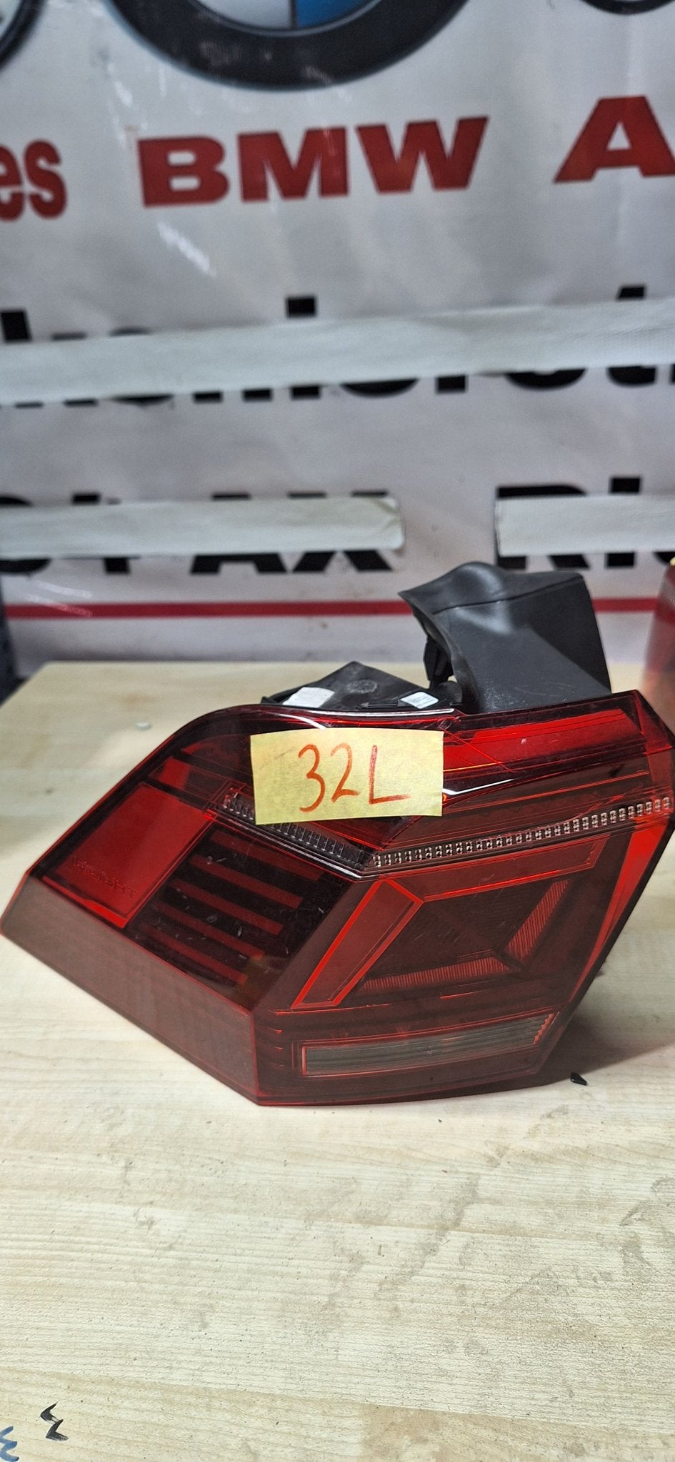 Origineel Volkswagen Tiguan II Achterlicht Links - OEM 5NA94, Neuf, -, -, -
