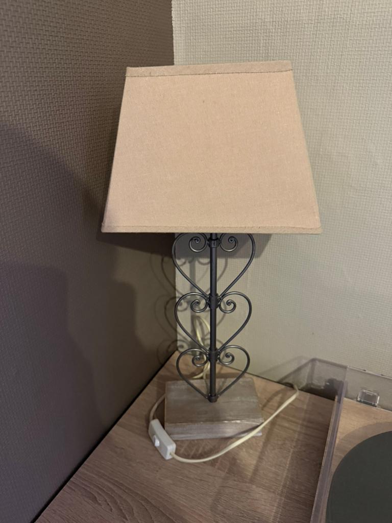 Lampe de chevzt, Enlèvement, Comme neuf