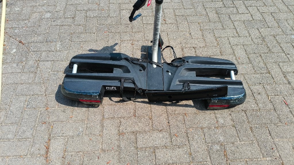 fietsendrager, Ophalen, 2 fietsen, Zo goed als nieuw, Trekhaakdrager