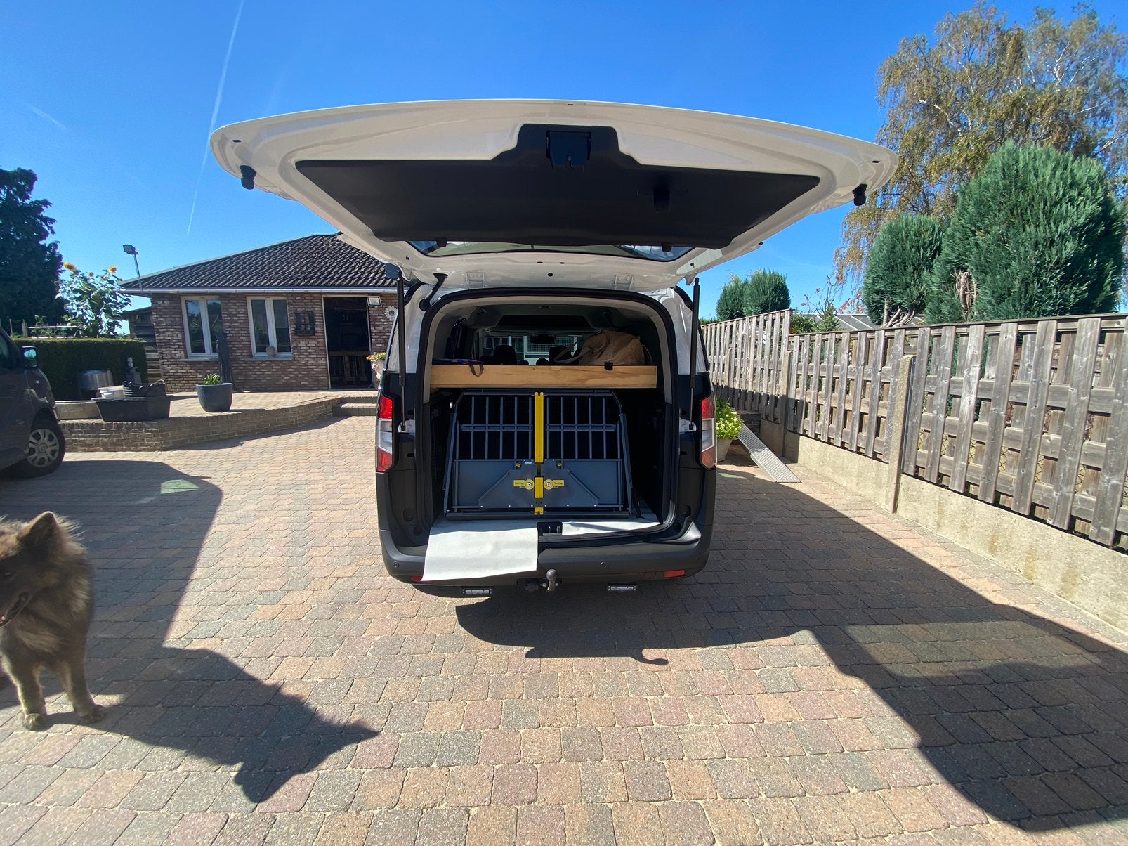 Ford tourneo courier active automaat, Auto's, Ford, Dealer onderhouden, Euro 6, Leder en Stof, Wit