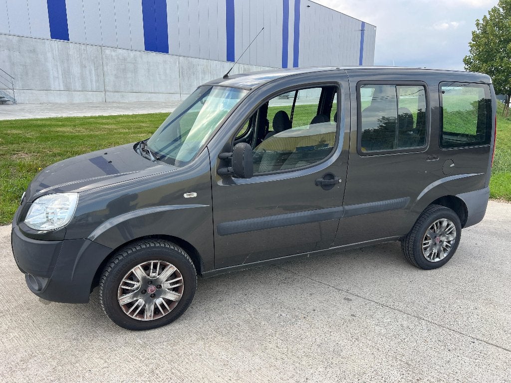 5 Place Fiat Doblo 1.4 Essence, Achat, Doblo, Entreprise, Boîte manuelle