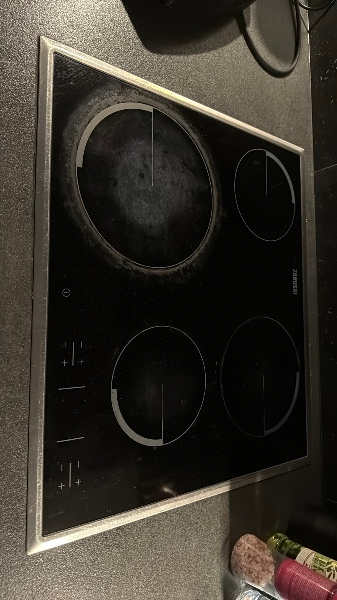 Taque Zanussi céramique induction, Electroménager, Tables de cuisson, Enlèvement