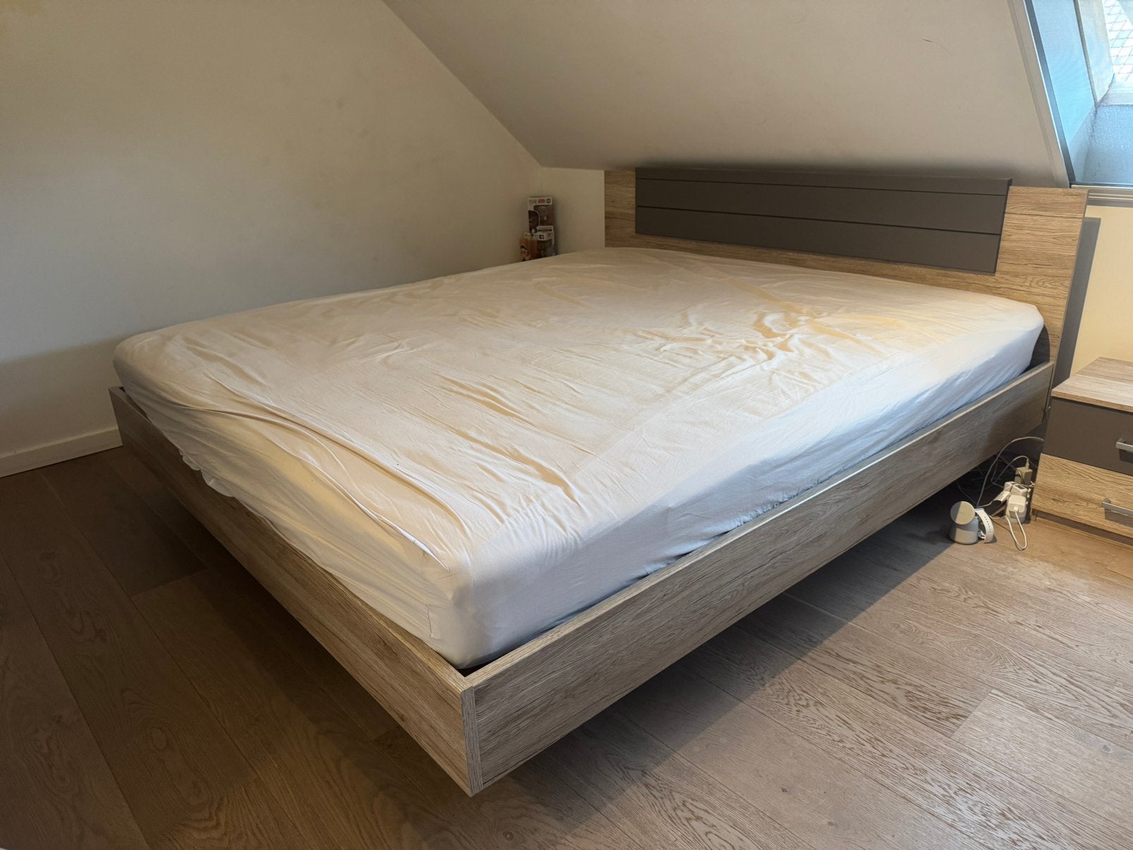Tweepersoonsbed - 180x200, Huis en Inrichting, Ophalen, Zo goed als nieuw
