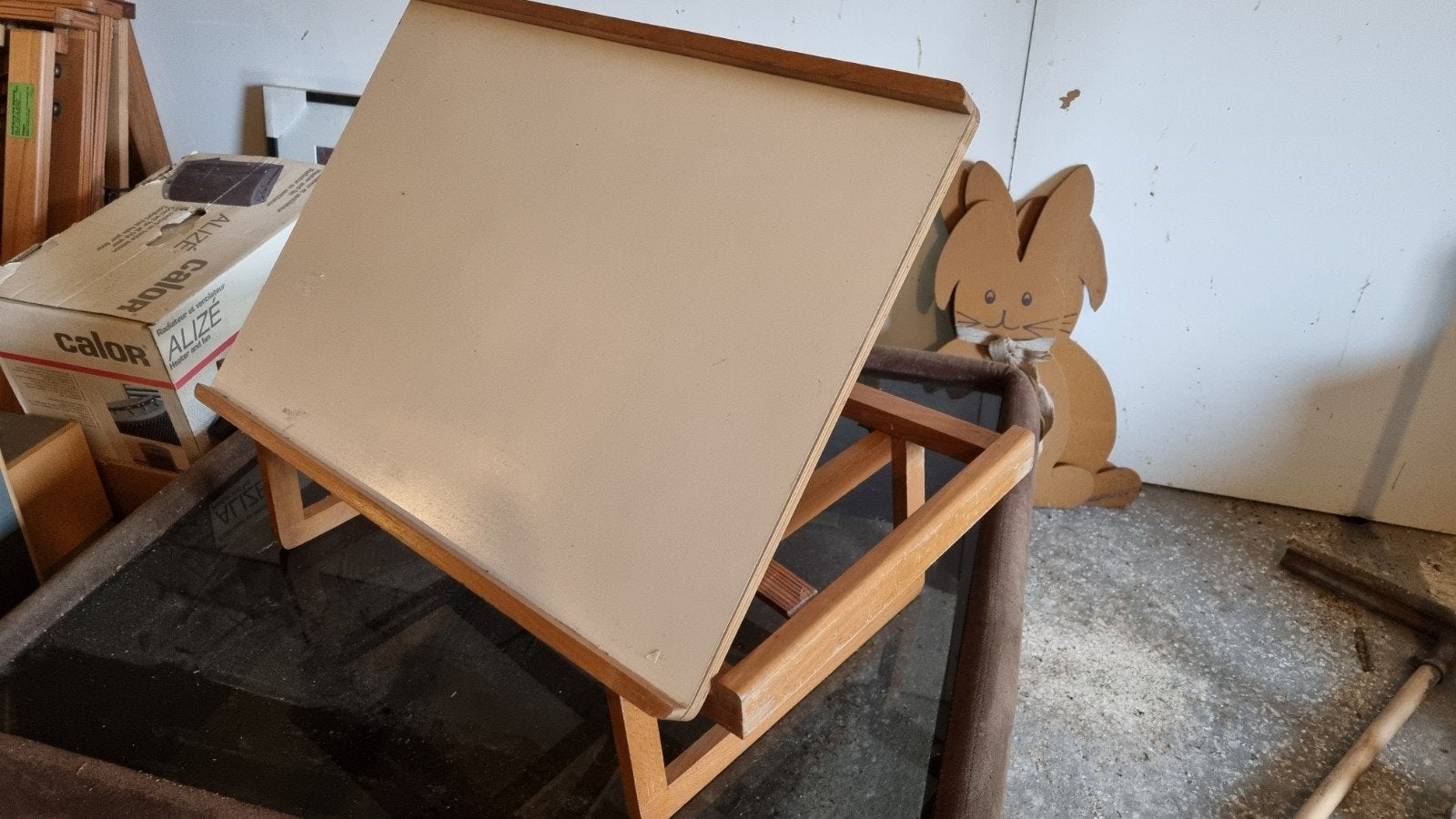 Teken of lees tafel voor op bed of zetel, Livres, Art & Culture | Architecture, Enlèvement
