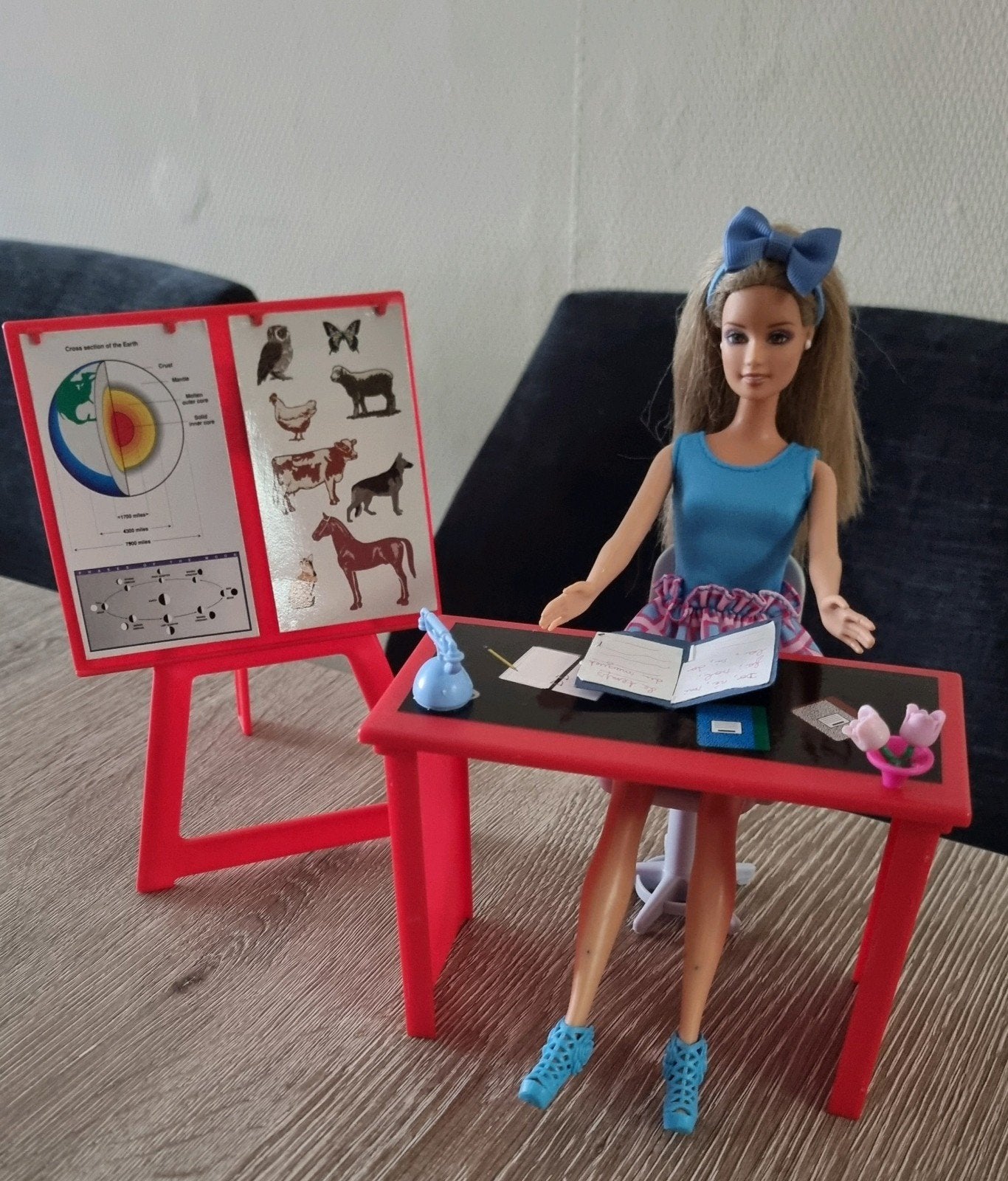 barbie maîtresse d école, Enlèvement, Barbie