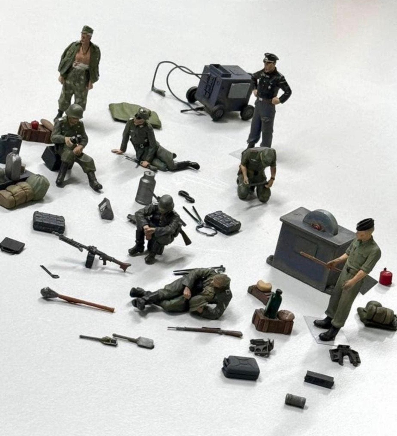 1:35 Soldaten Figuren + Accessoires Militair Leger WOII WO2, Ophalen of Verzenden, Zo goed als nieuw, 1:35 tot 1:50