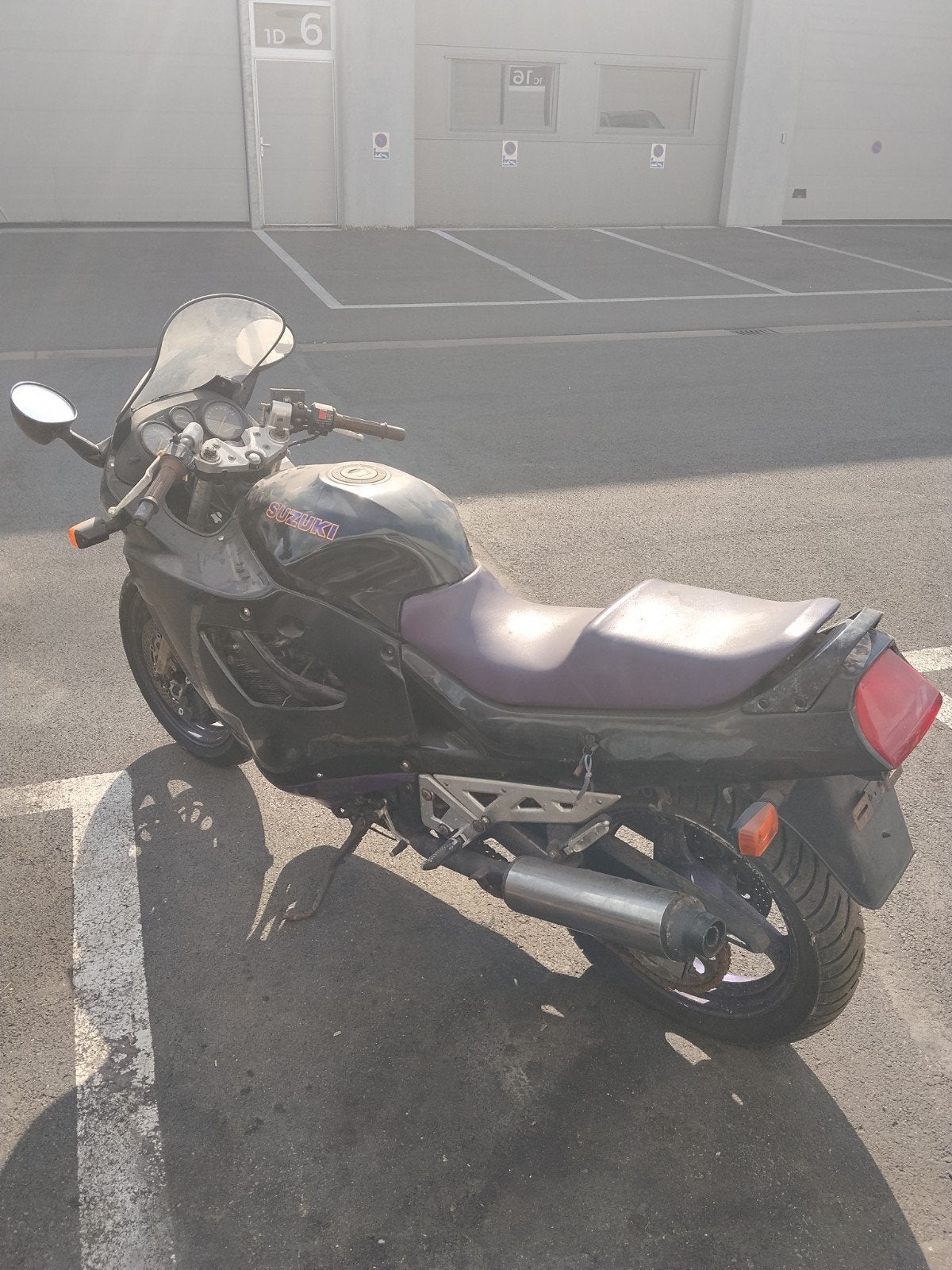 Suzuki GSXF750, Motos, Particulier