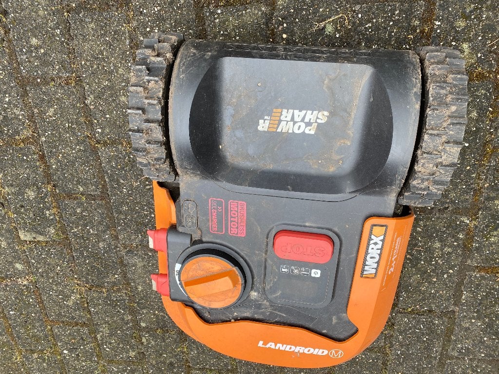 robot de pelouse, Jardin & Terrasse, Tondeuses robotisées, Worx, Enlèvement, Utilisé, Contrôlable via l'application