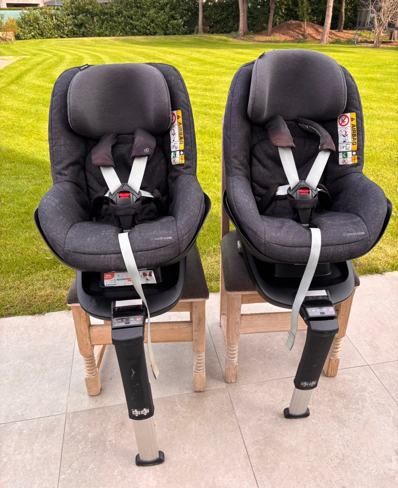 Samen of apart - 2 x maxi-cosi 2way pearl met onderstel, Ophalen, Zo goed als nieuw, Maxi-Cosi, Isofix