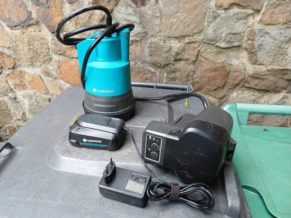 pompe eau gardena sur batterie, Ophalen, Gebruikt, Accu, Dompelpomp
