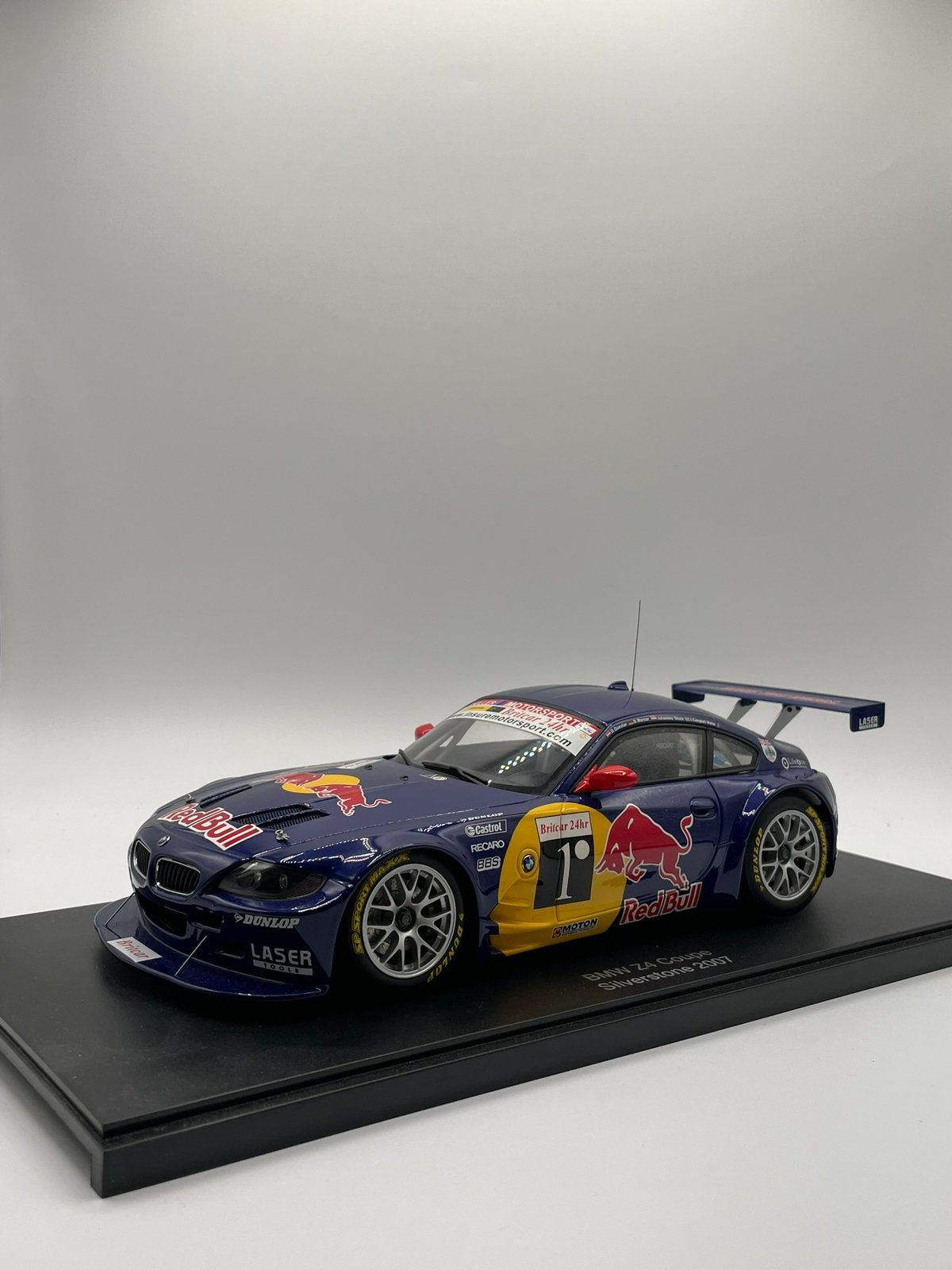 BMW Z4 GT3 AutoArt 1/18, Enlèvement, Comme neuf, Autoart