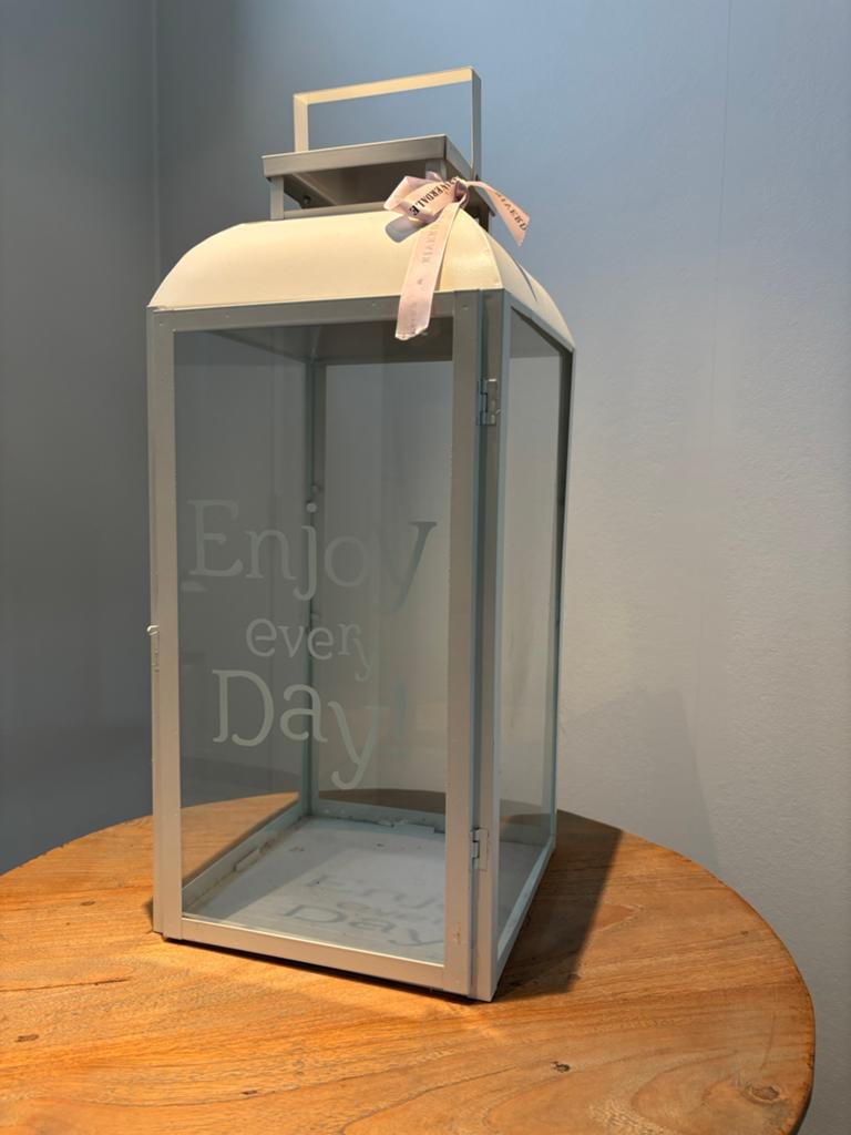 Grote Riverdale Lantaren  | 60 cm hoog | Wit metaal & glas, Ophalen, 50 tot 75 cm, Wit, Zo goed als nieuw