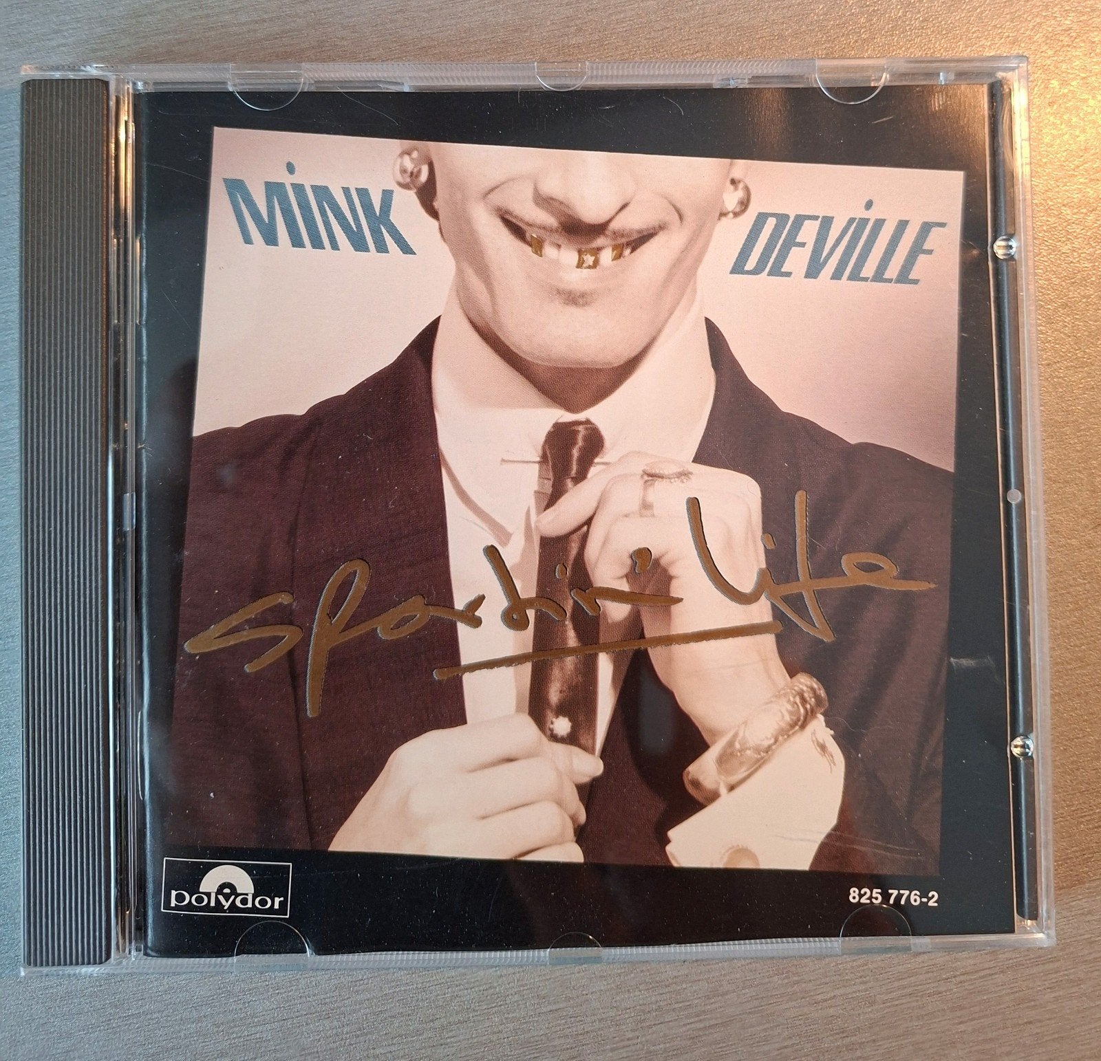 CD. Mink DeVille. La vie sportive., CD & DVD, CD | Hardrock & Metal, Enlèvement ou Envoi
