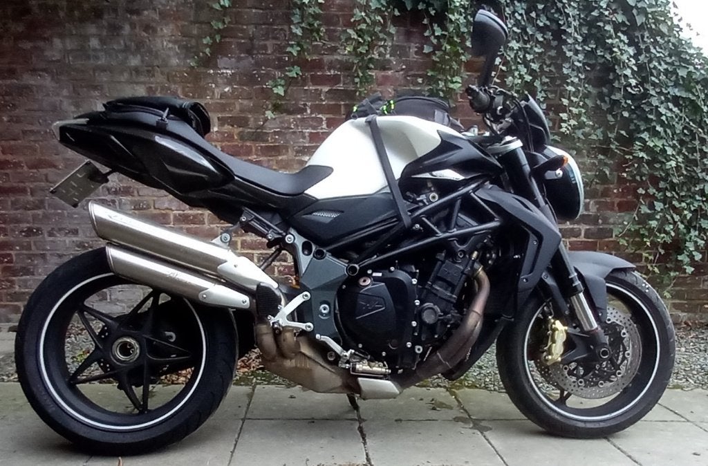 MV Agusta 920 Brutale de 2011 avec 18000kms bon état, Particulier, Naked bike