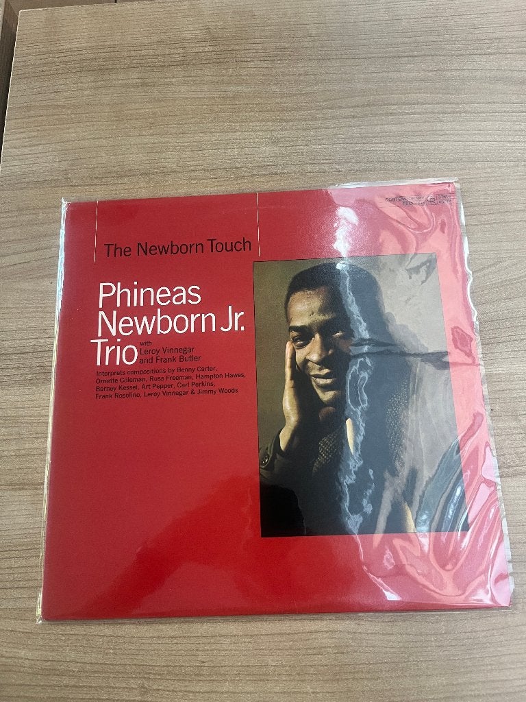 PHINEAS NEWBORN JR. TRIO - THE NEWBORN TOUCH (EIGENTIJDS), LP, Gebruikt, Ophalen of Verzenden, Beschermende buitenhoes
