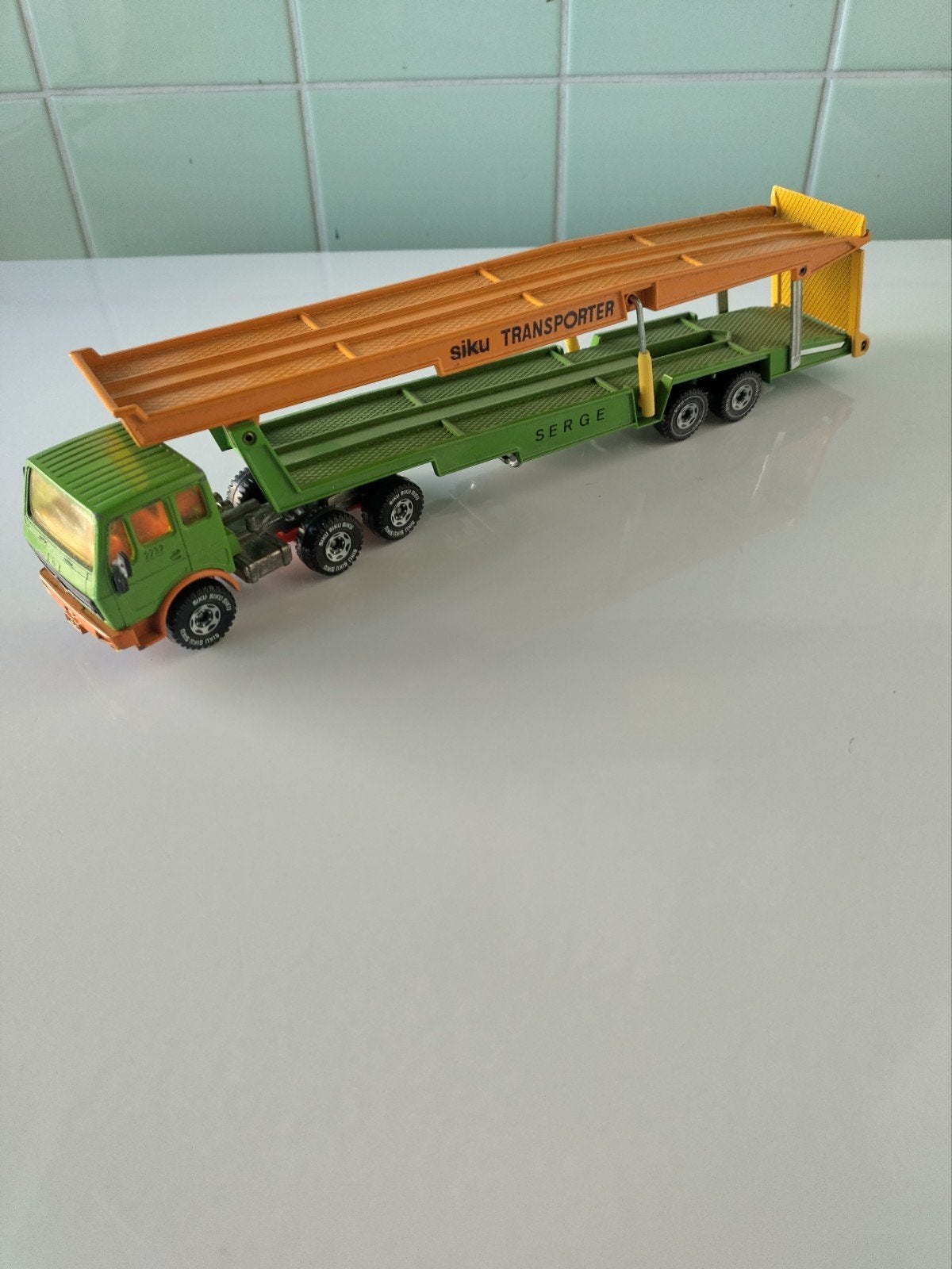 vintage Siku Mercedes Truck AFHALING LEES BESCHRIJVING, Enlèvement, Utilisé, Bus ou Camion