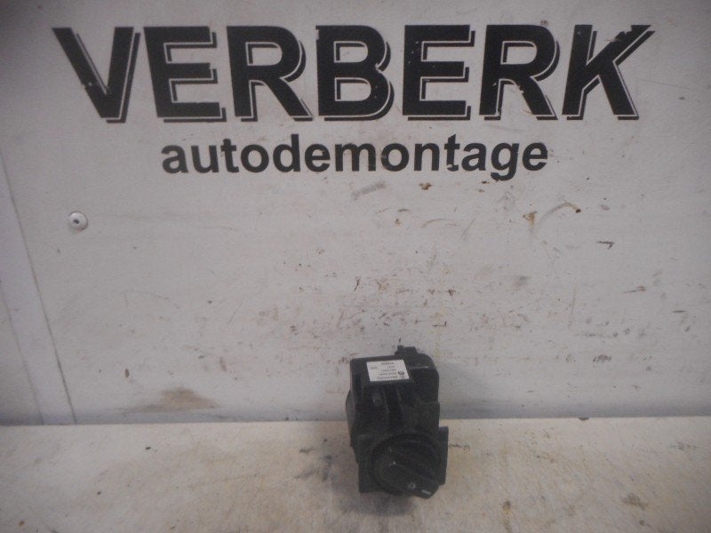 LICHTSCHAKELAAR Mercedes-Benz A (W169) (1695452204), Gebruikt, Mercedes-Benz, Dialog.mb@mercedes-benz.com, Mercedes-Benz AG
