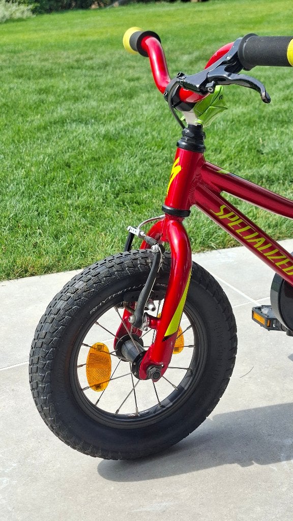 Kinderfiets 12 inch, merk Specialized, Fietsen en Brommers, Terugtraprem, Zijwieltjes, Ophalen, Specialized