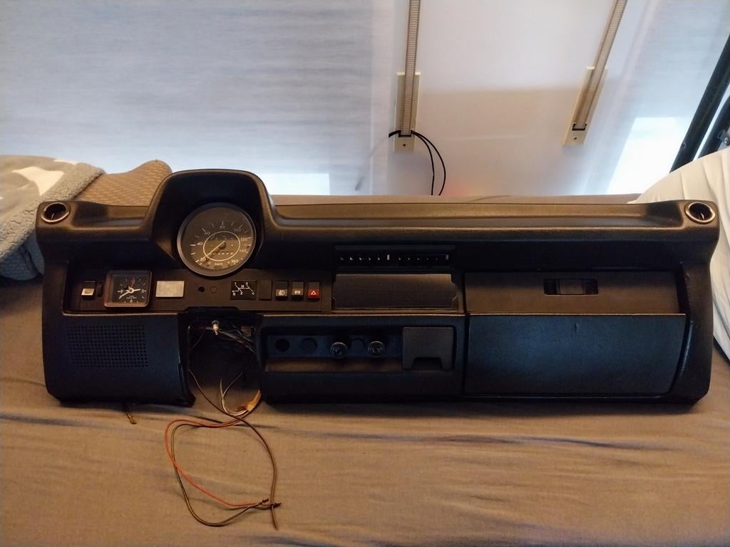 Dashboard volkswagen kever 1303, Ophalen, Volkswagen