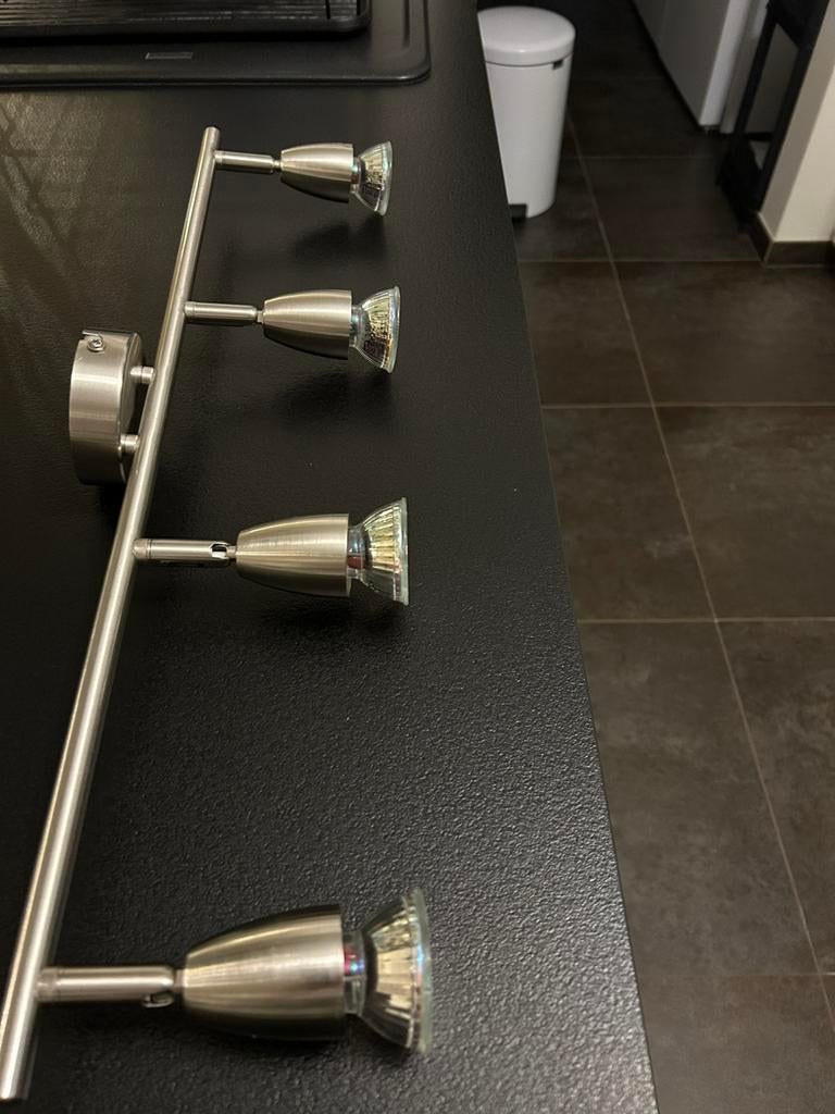 Mooie sterke 4 aluminium draaibare plafond spots, Huis en Inrichting, Lampen | Spots, Metaal of Aluminium, Nieuw, Ophalen of Verzenden